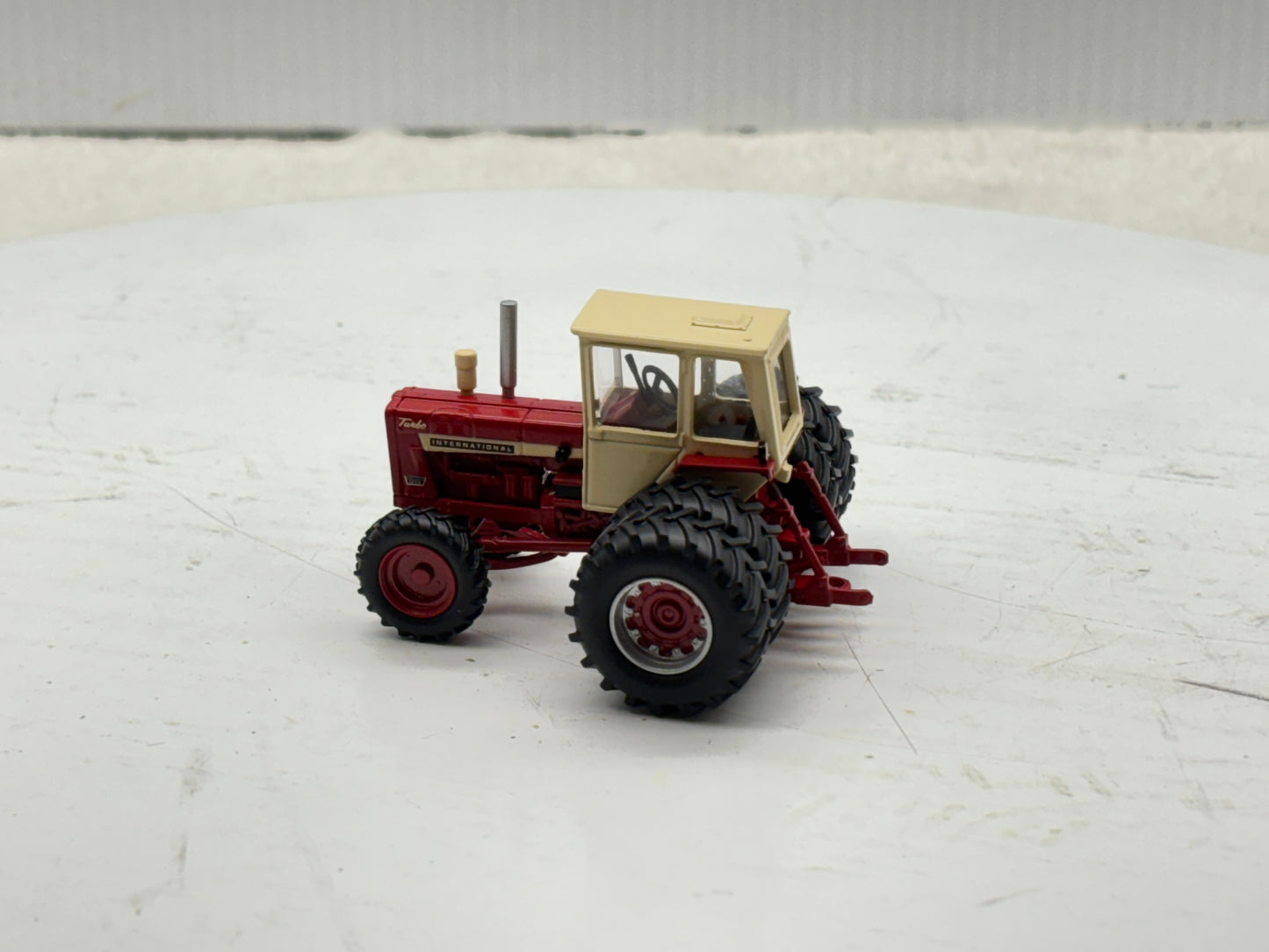 1/64 International 1256 4WD