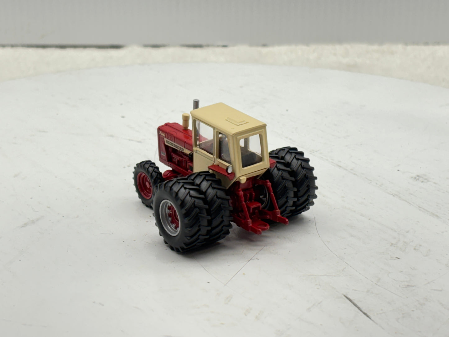 1/64 International 1256 4WD