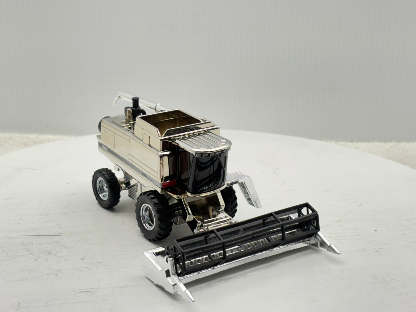 1/64 International 2388 25th