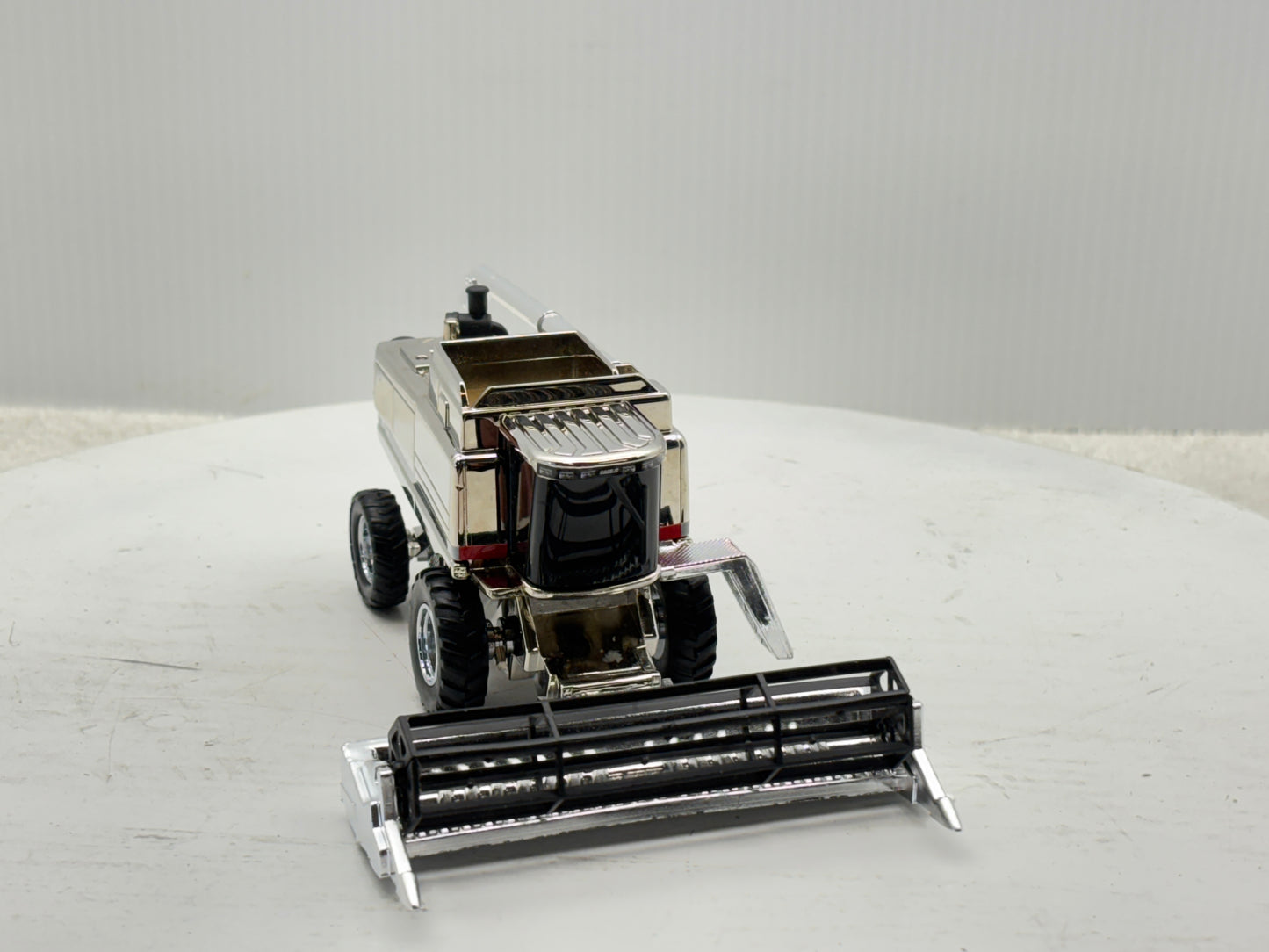 1/64 International 2388 25th