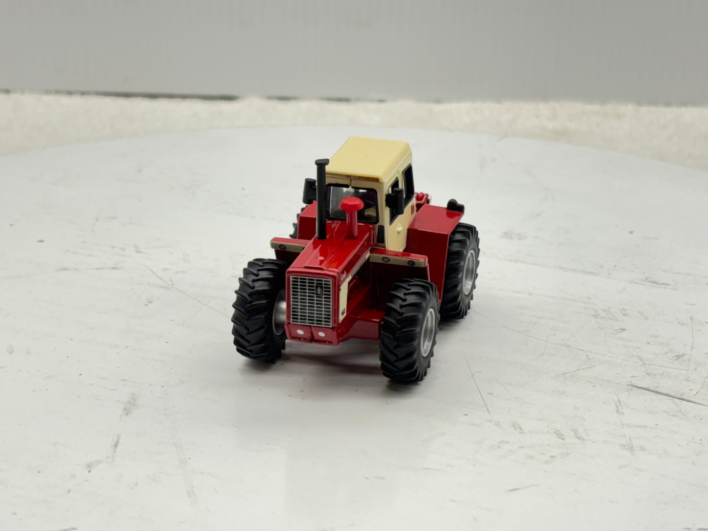 1/64 International 4166