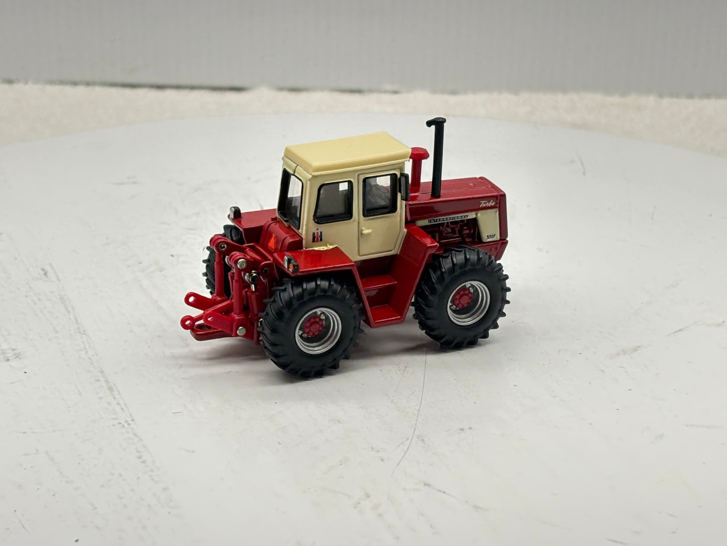 1/64 International 4166