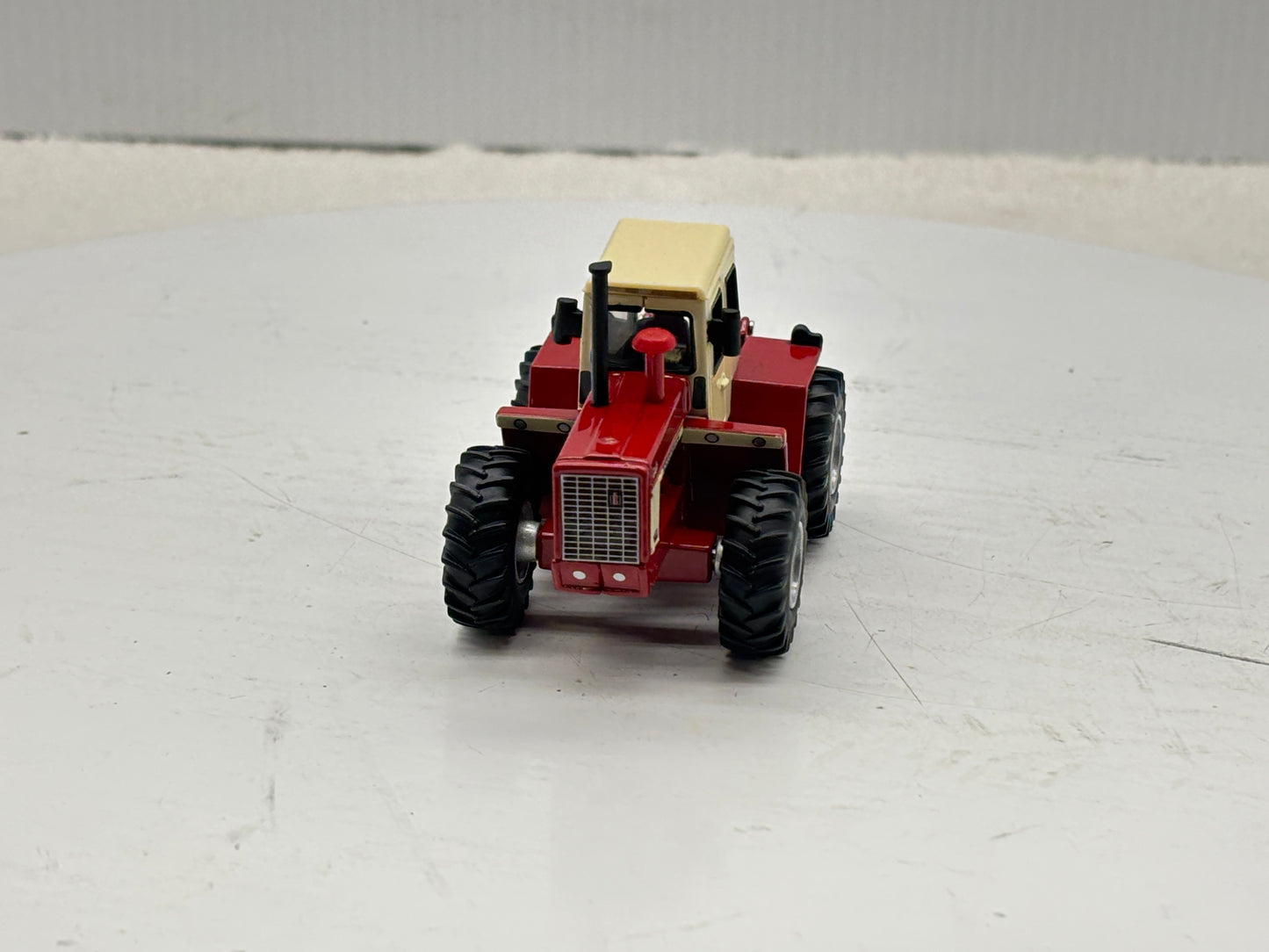 1/64 International 4166
