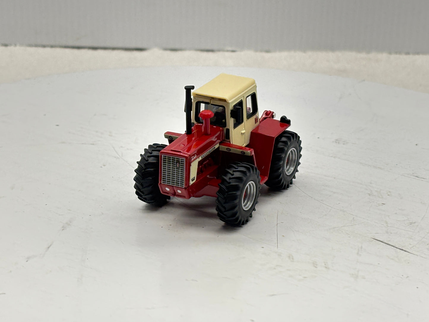 1/64 International 4166