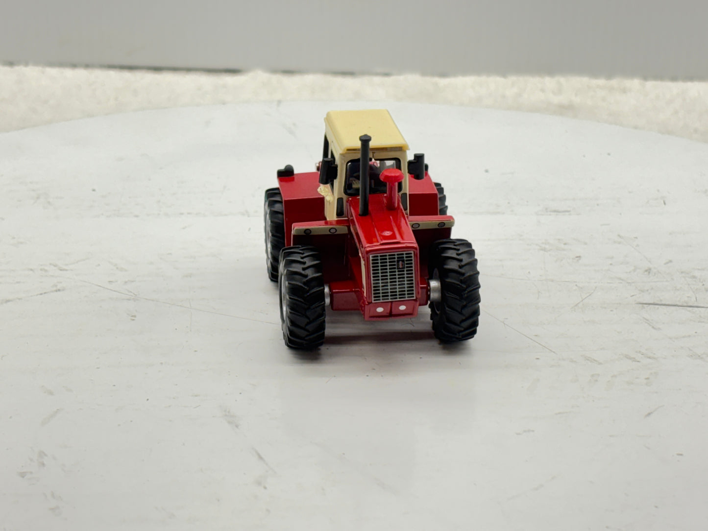 1/64 International 4166