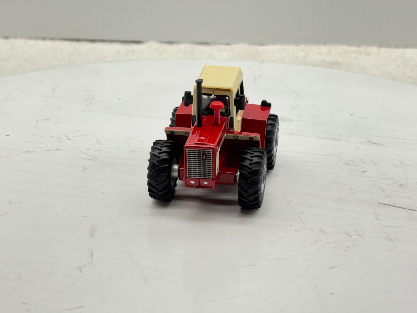 1/64 International 4166