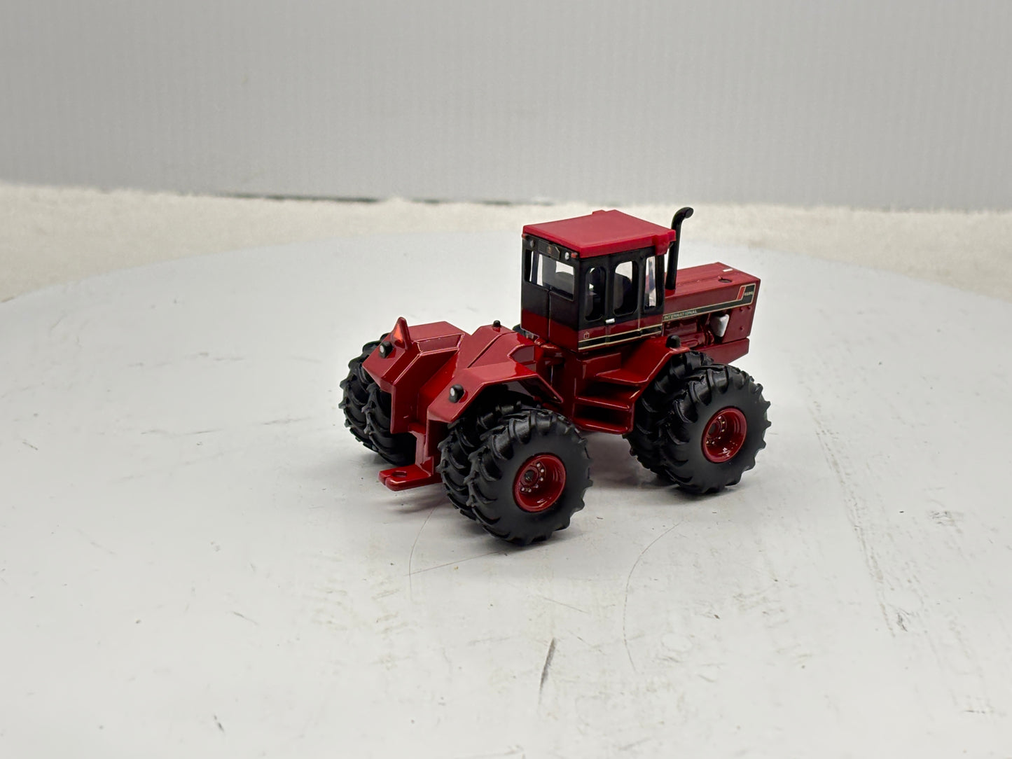 1/64 International 4586