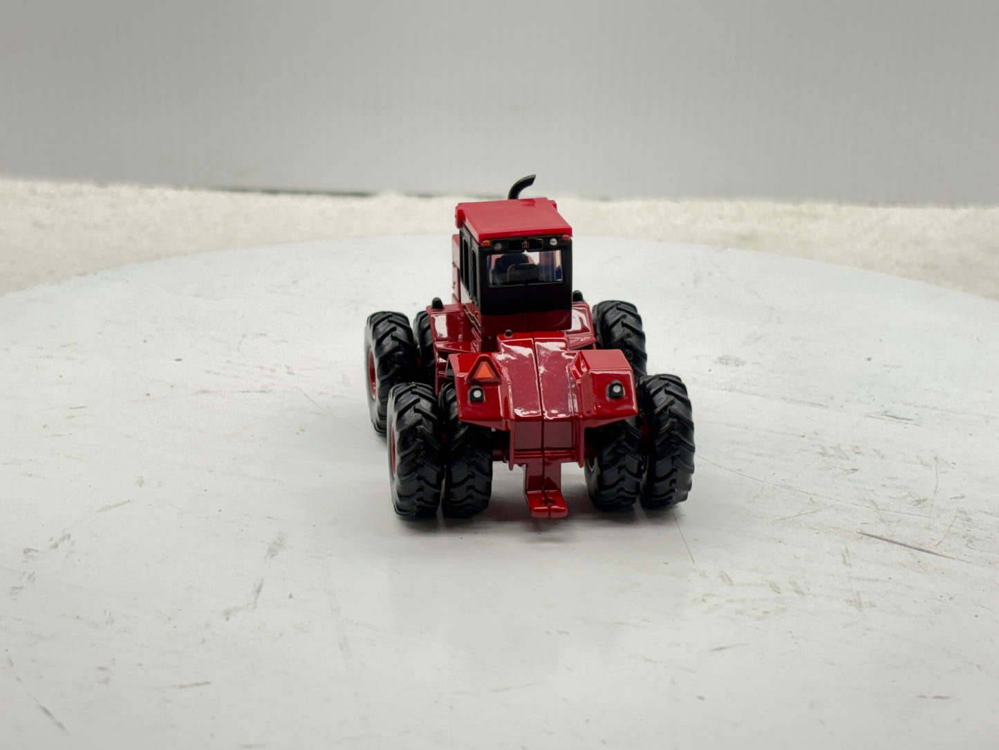 1/64 International 4586