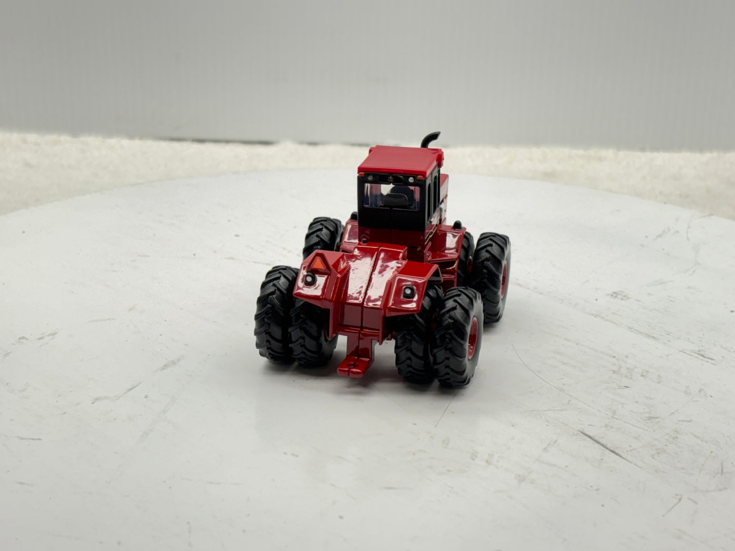 1/64 International 4586