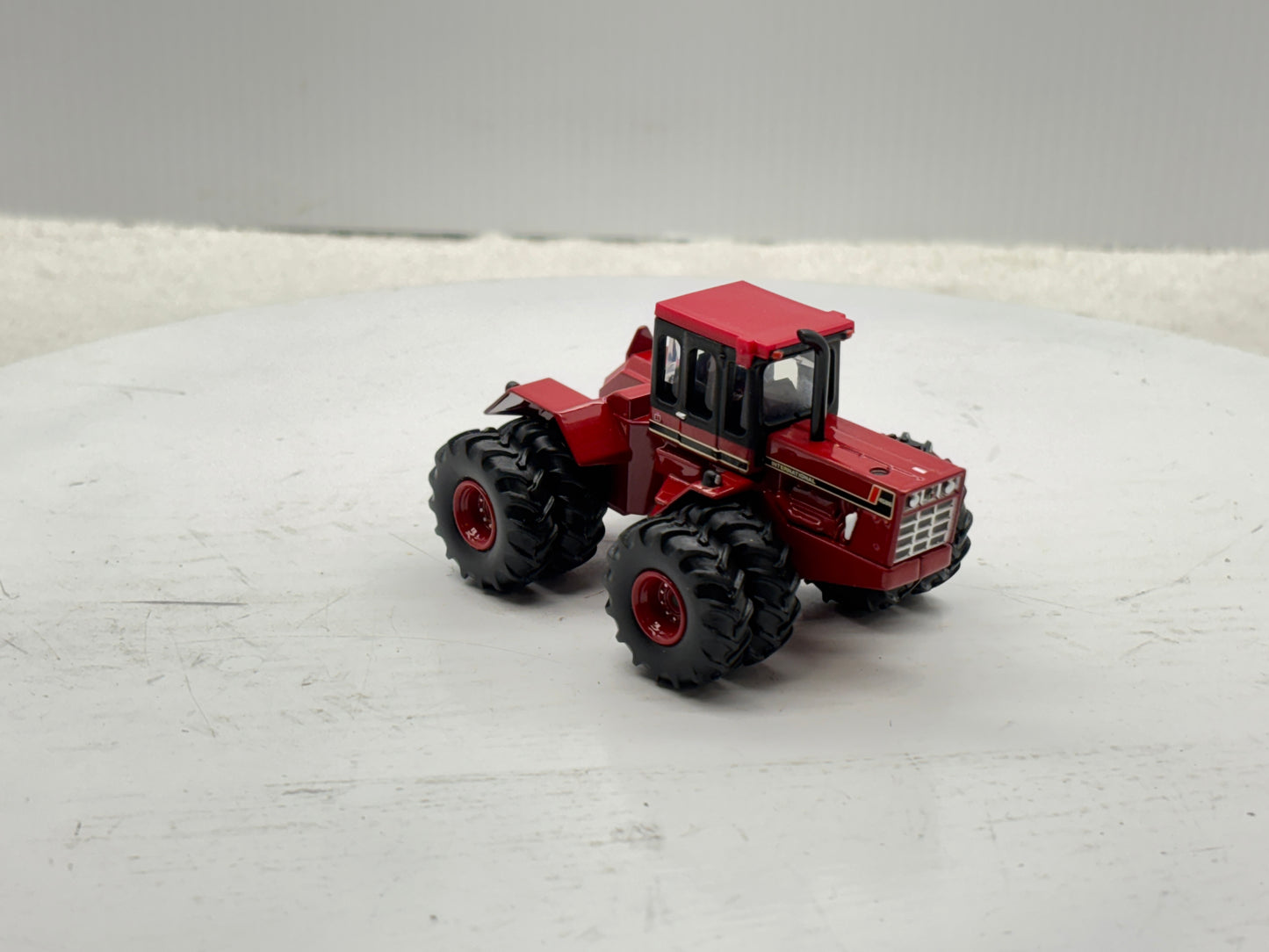 1/64 International 4586