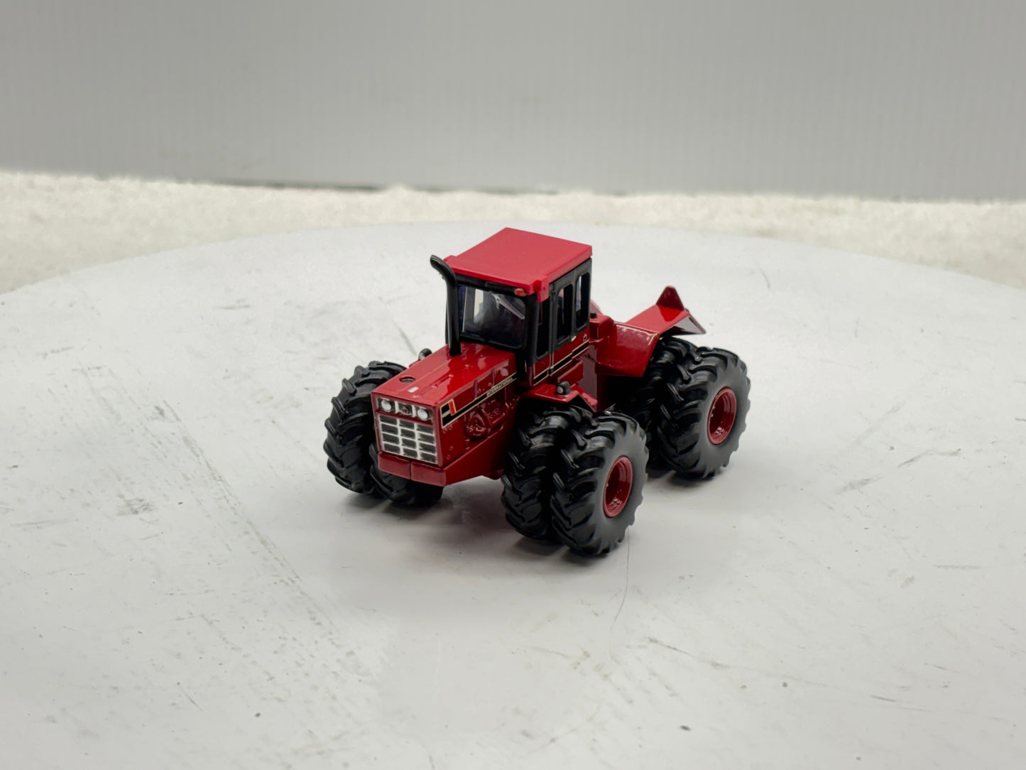 1/64 International 4586
