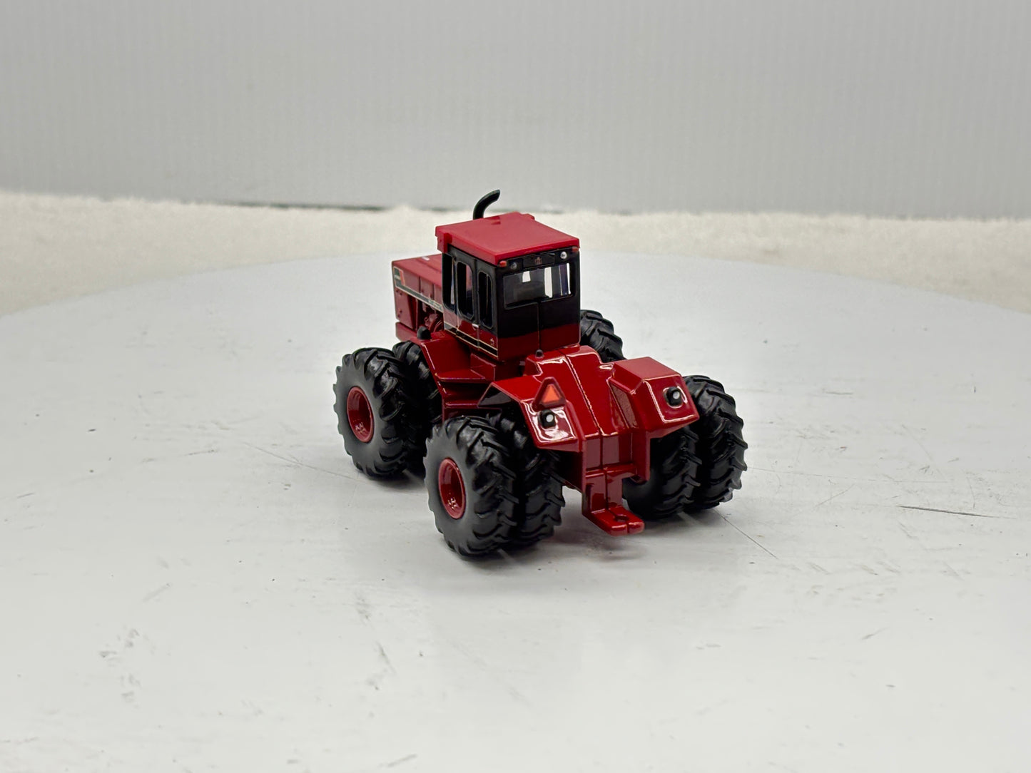 1/64 International 4586