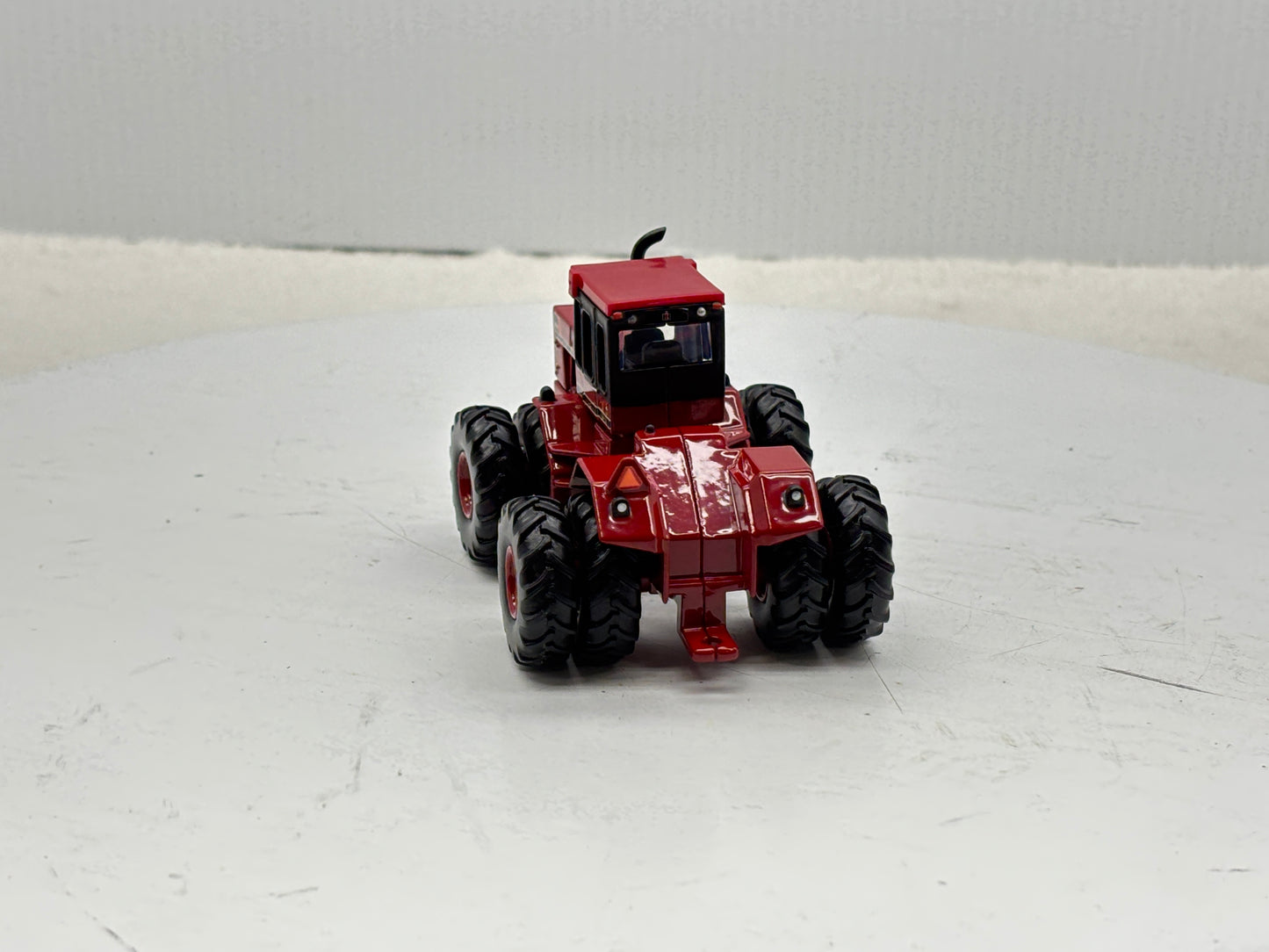 1/64 International 4586