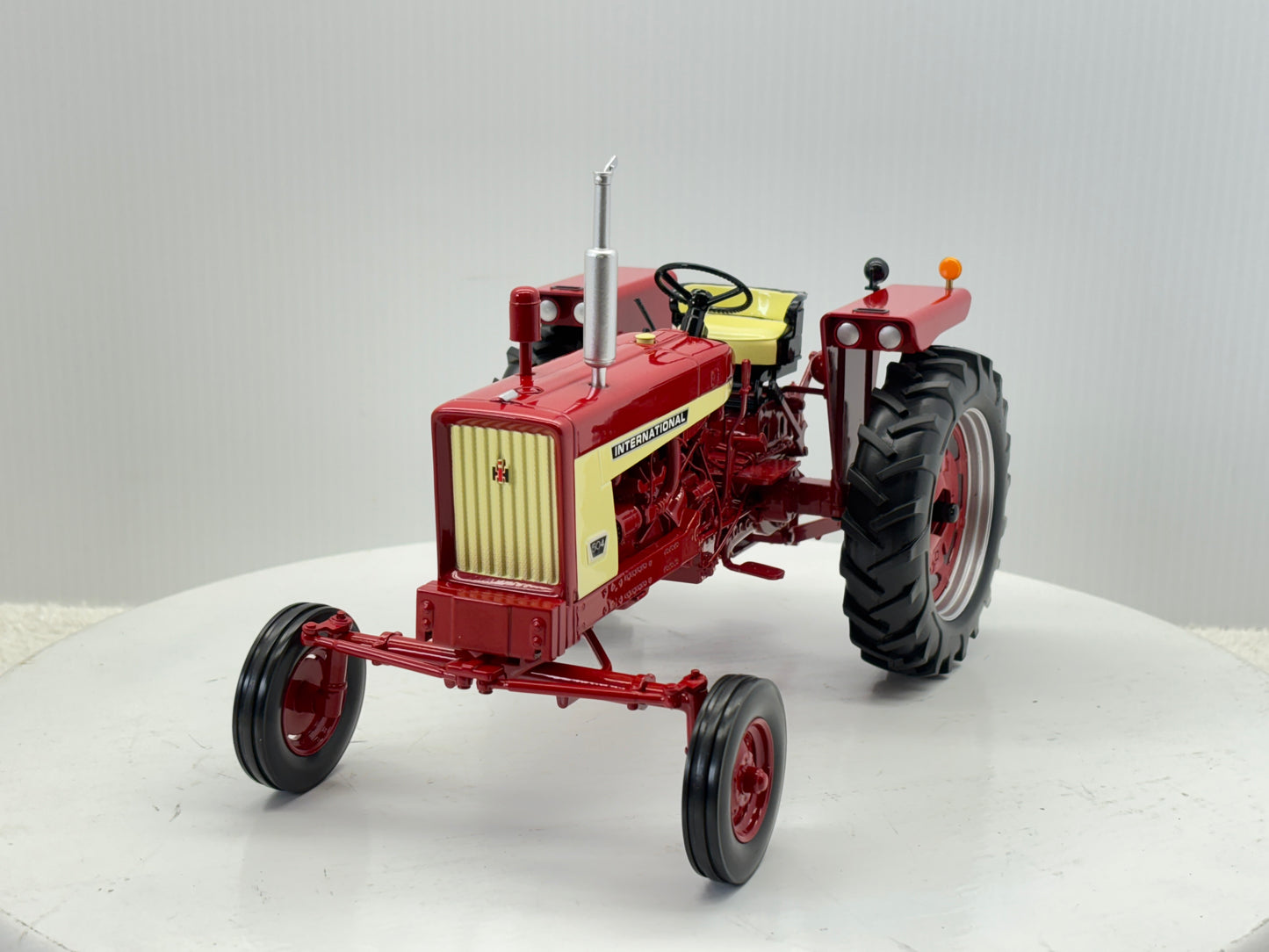 1/16 International 504