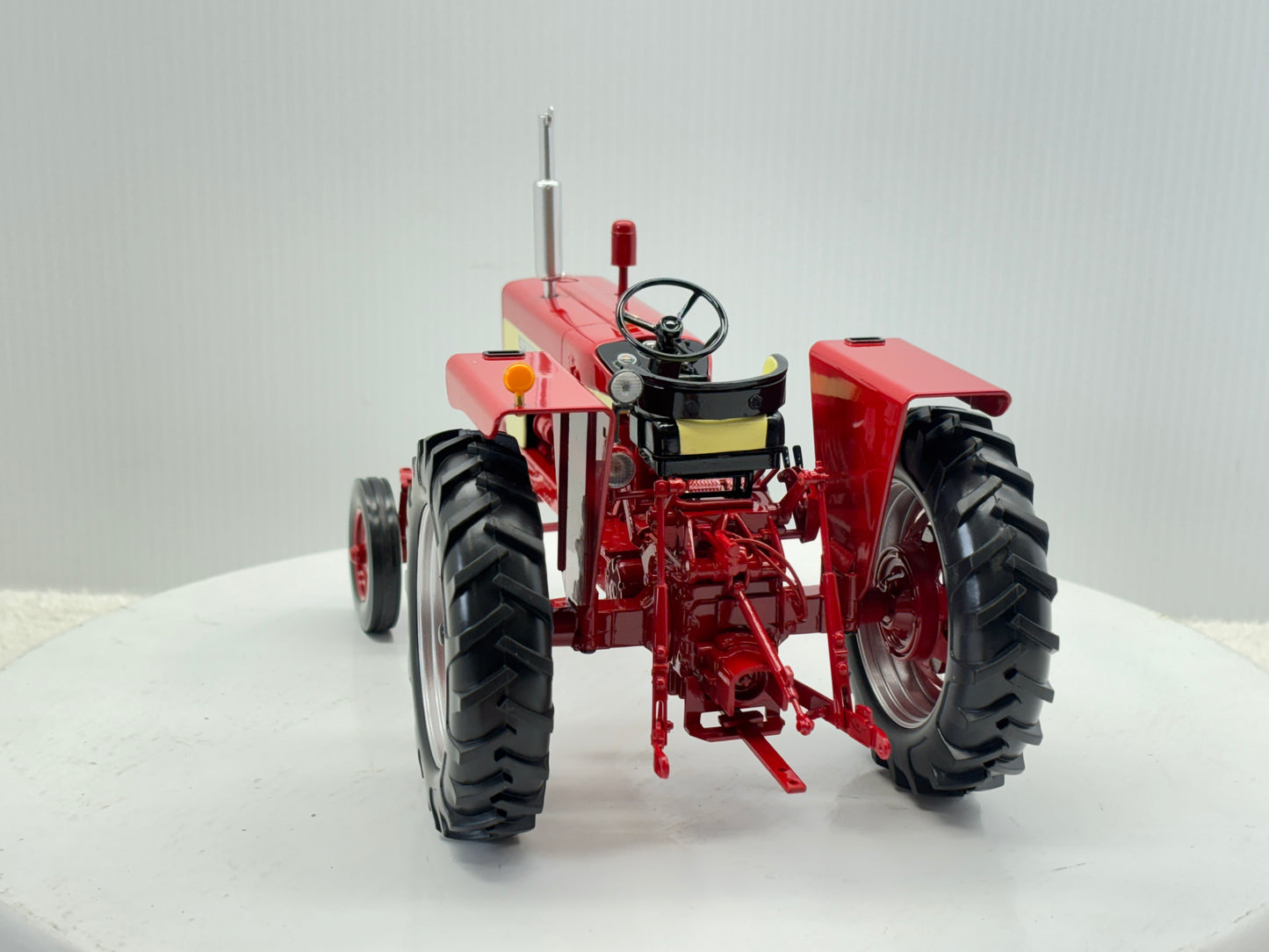 1/16 International 504