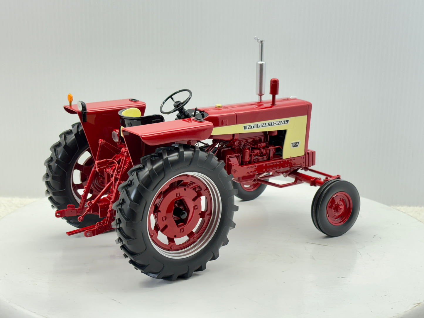 1/16 International 504