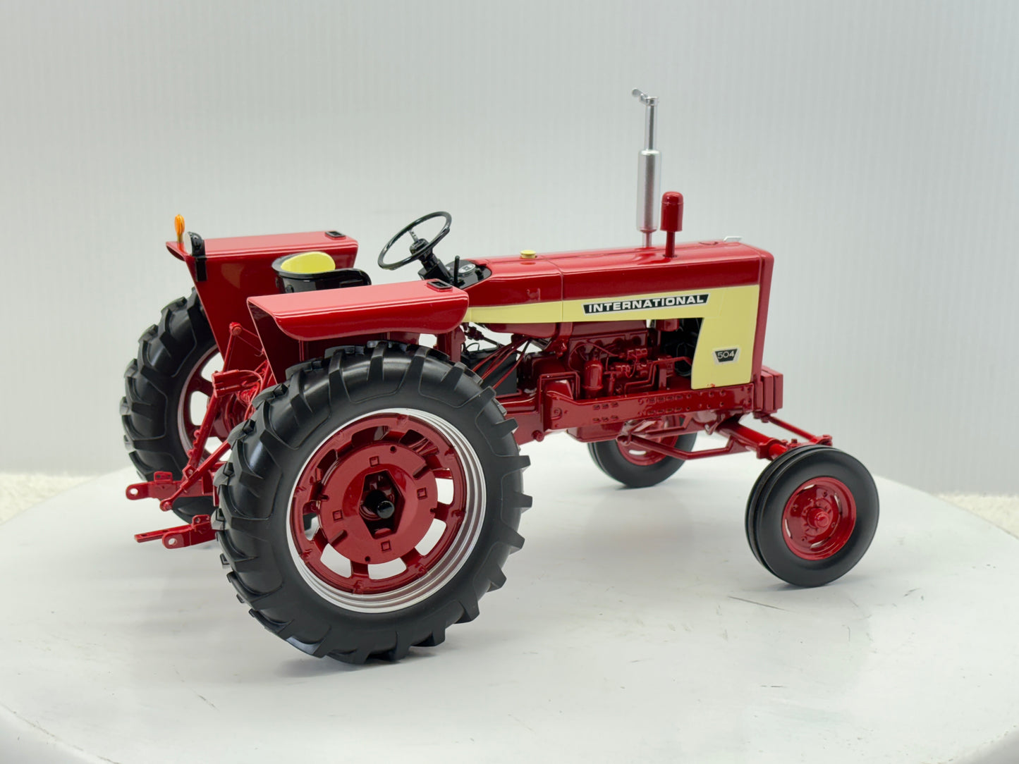 1/16 International 504