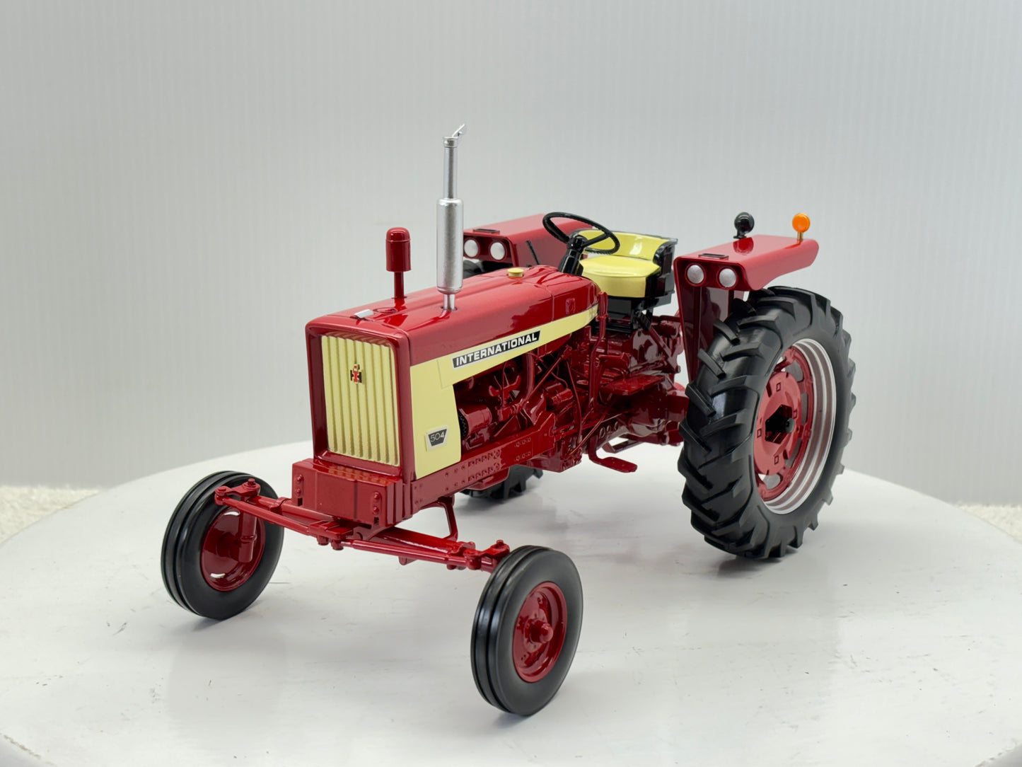 1/16 International 504