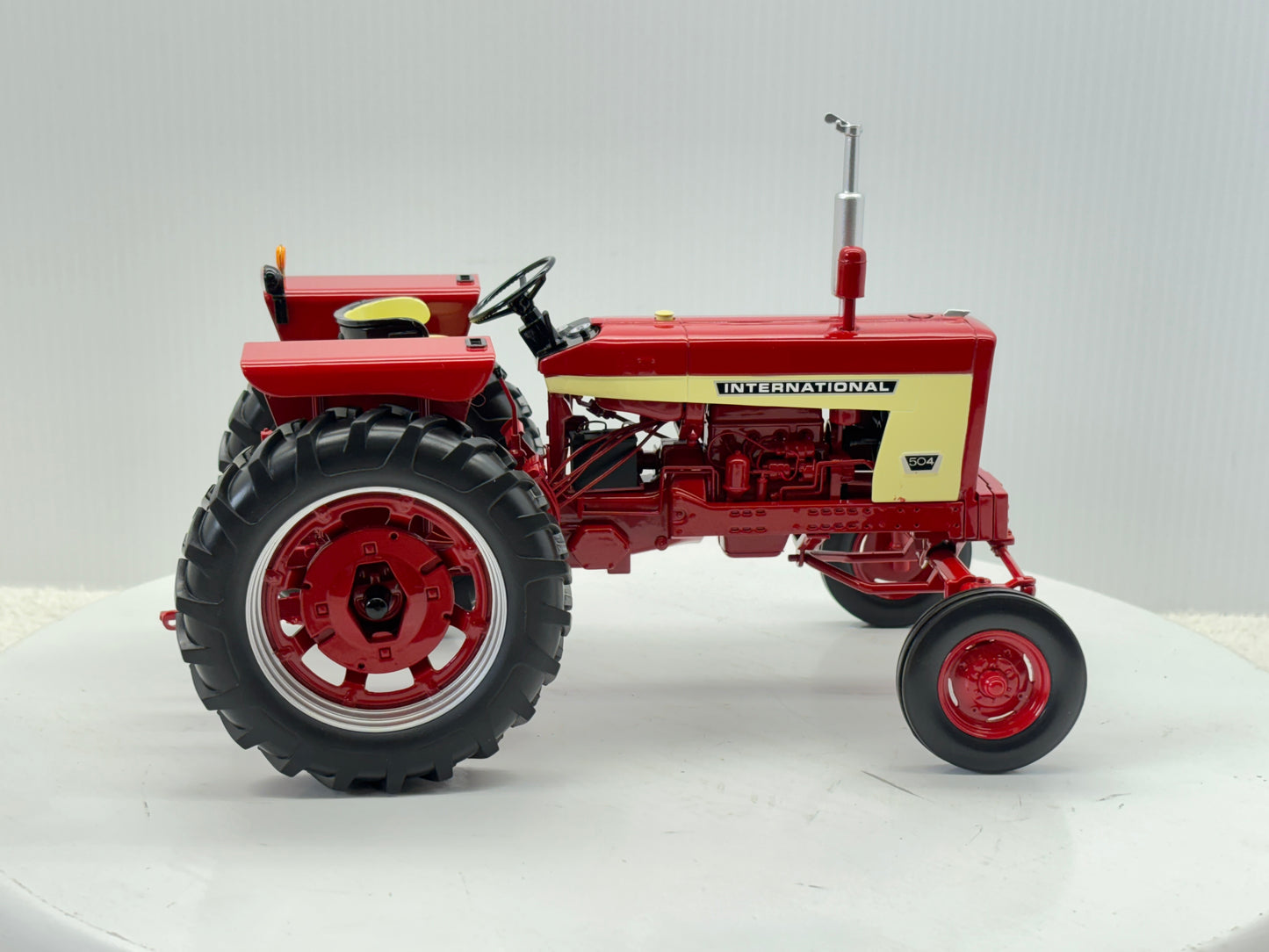 1/16 International 504