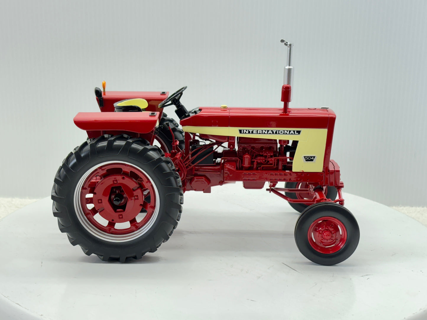 1/16 International 504