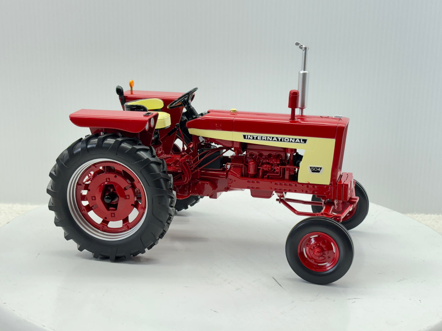 1/16 International 504
