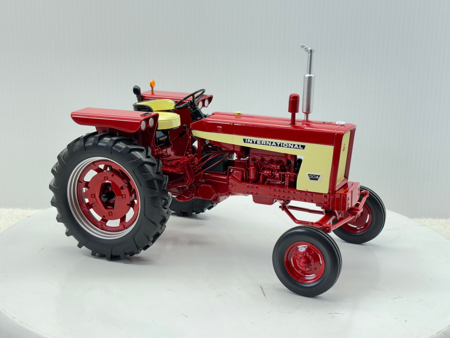 1/16 International 504