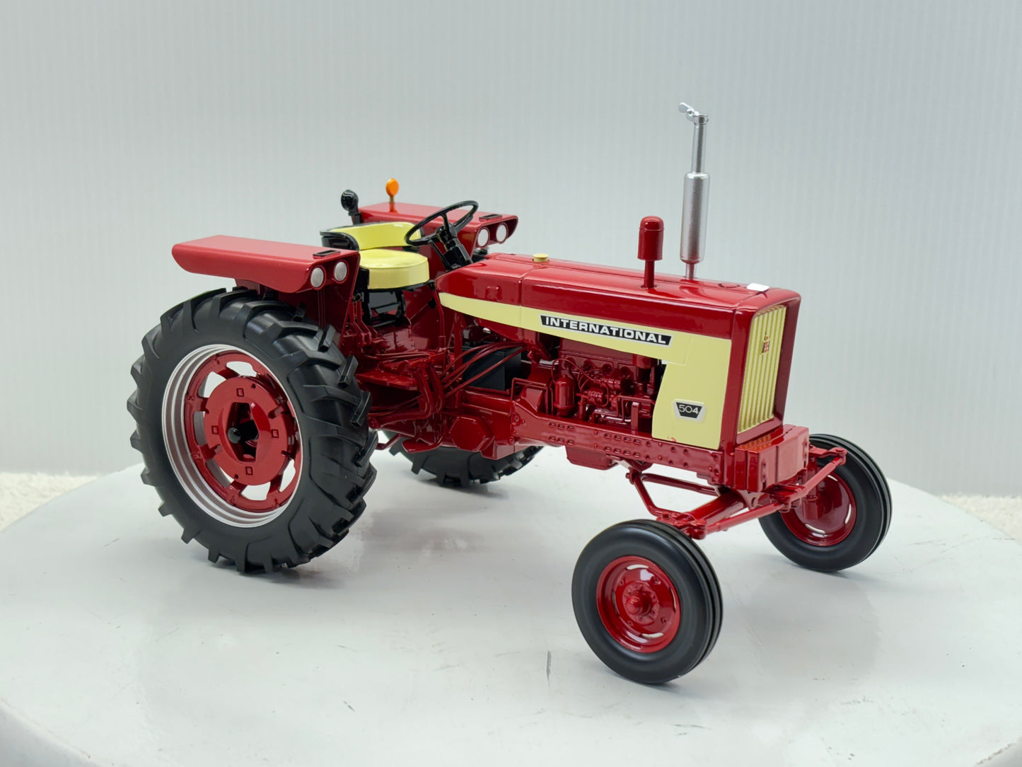 1/16 International 504