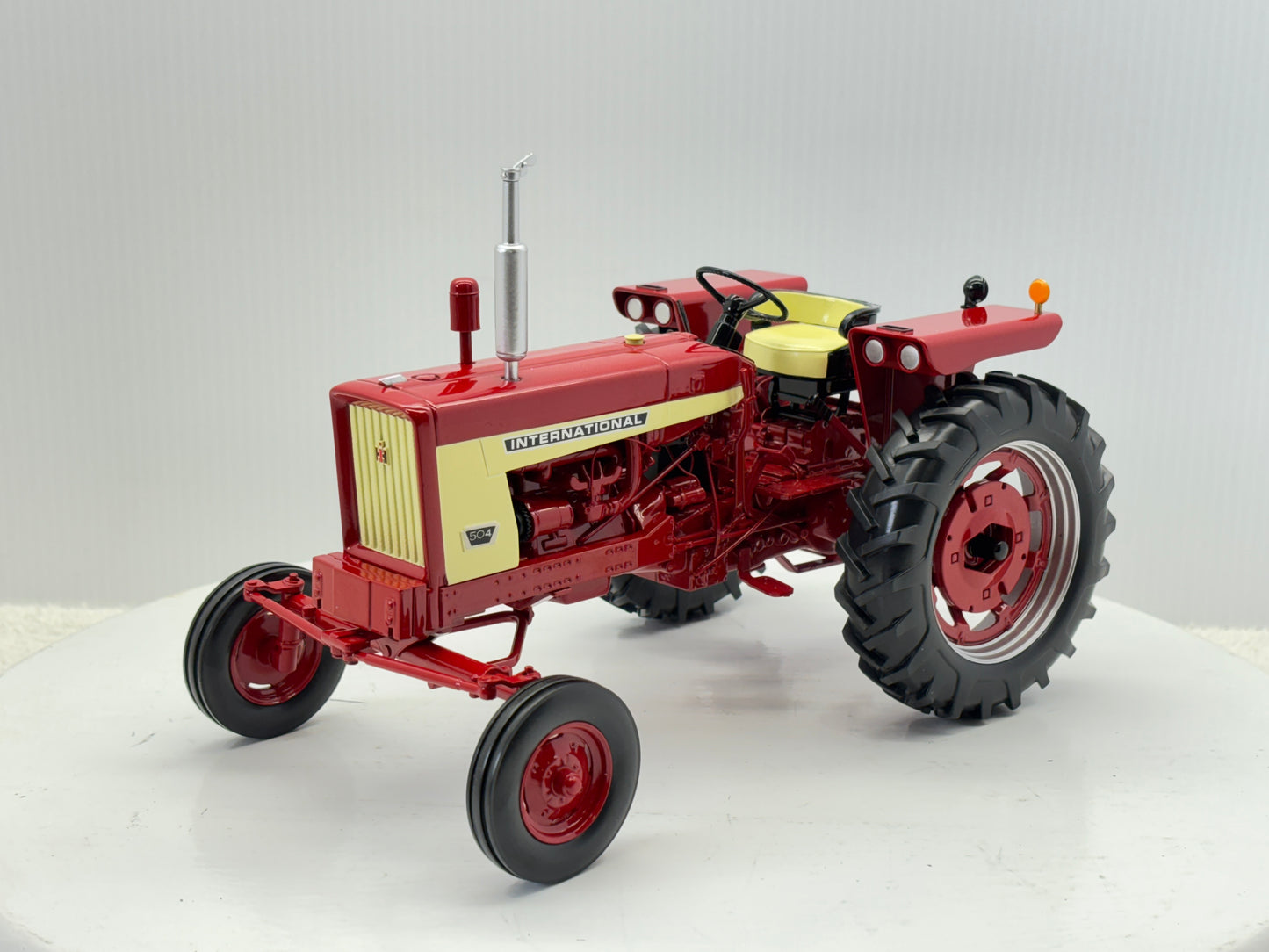 1/16 International 504