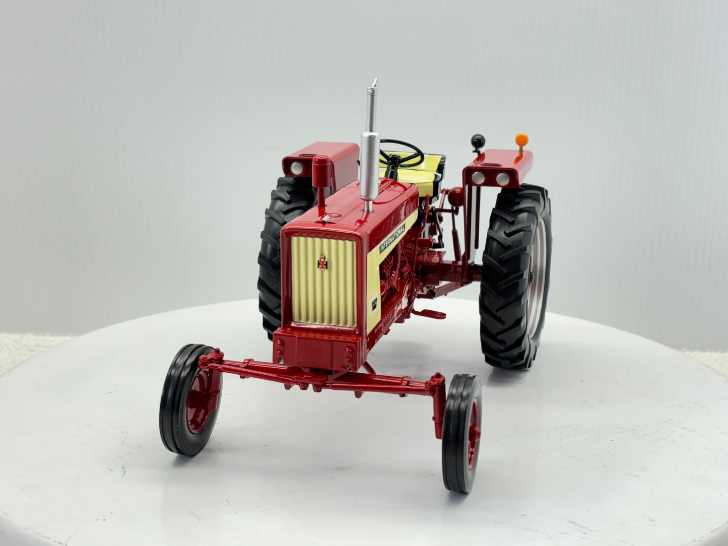 1/16 International 504