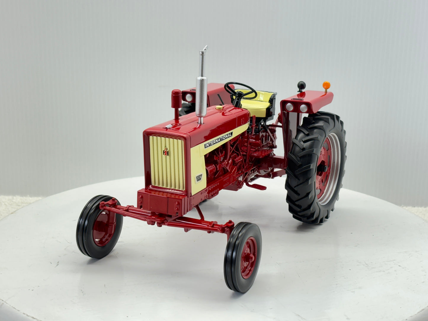 1/16 International 504