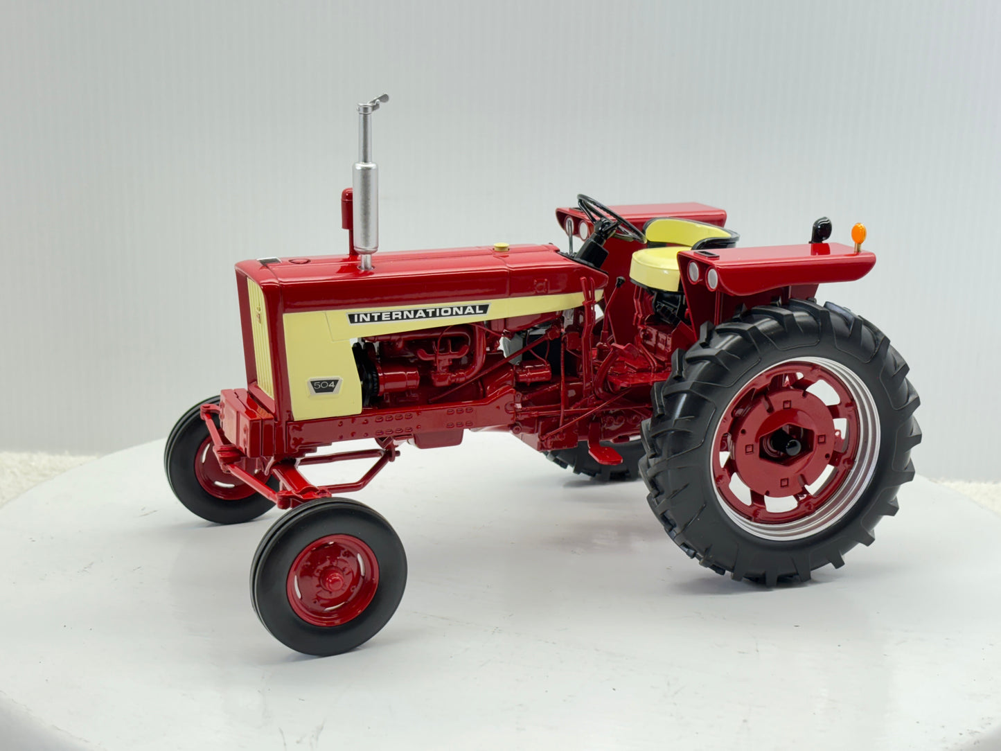 1/16 International 504