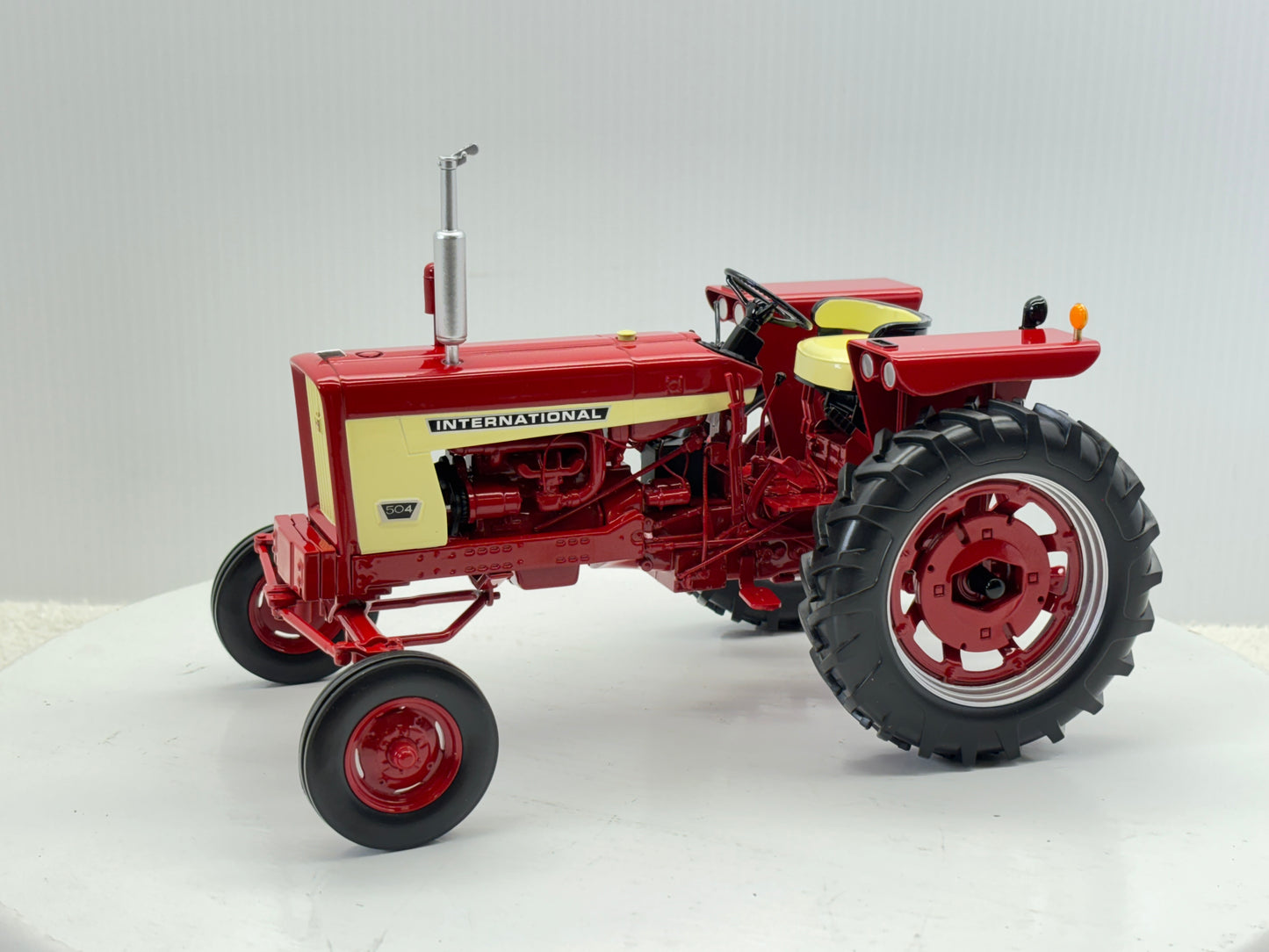 1/16 International 504