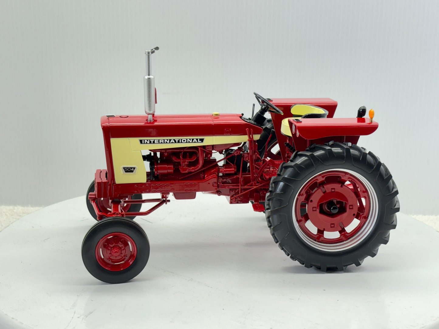 1/16 International 504