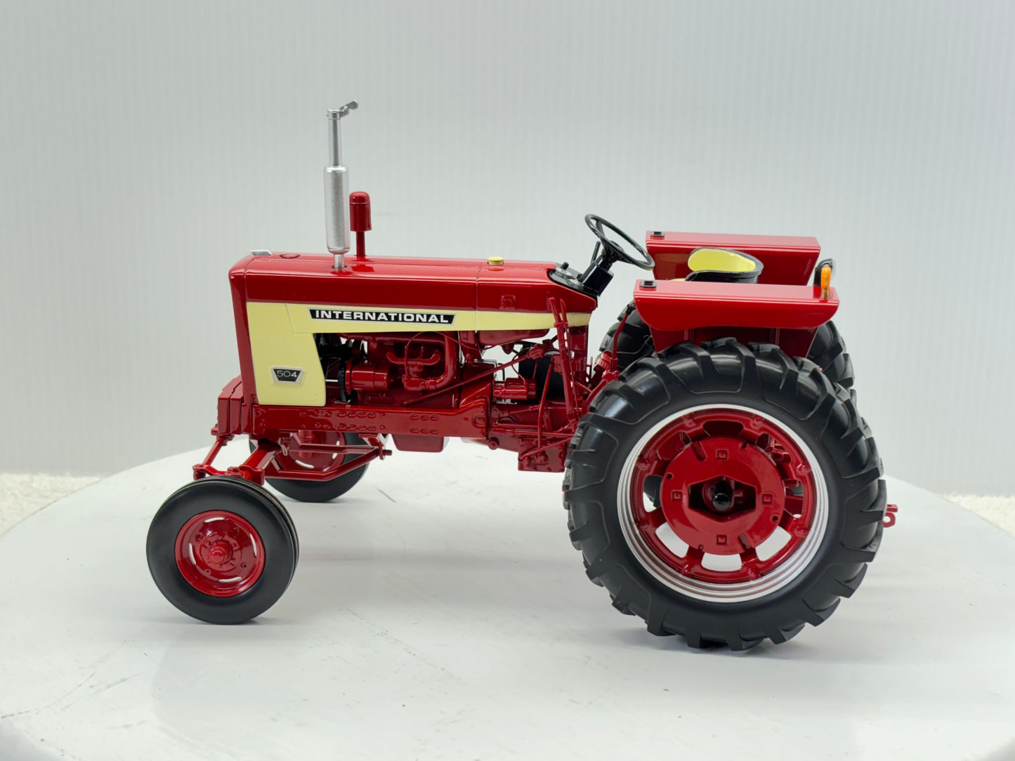 1/16 International 504