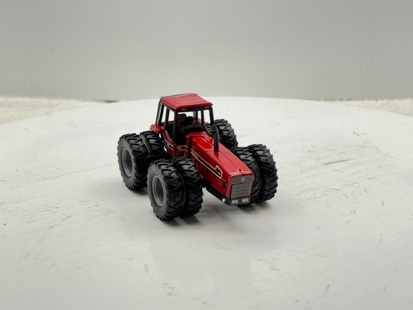 1/64 International 6588