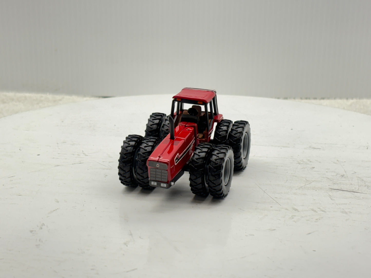 1/64 International 6588