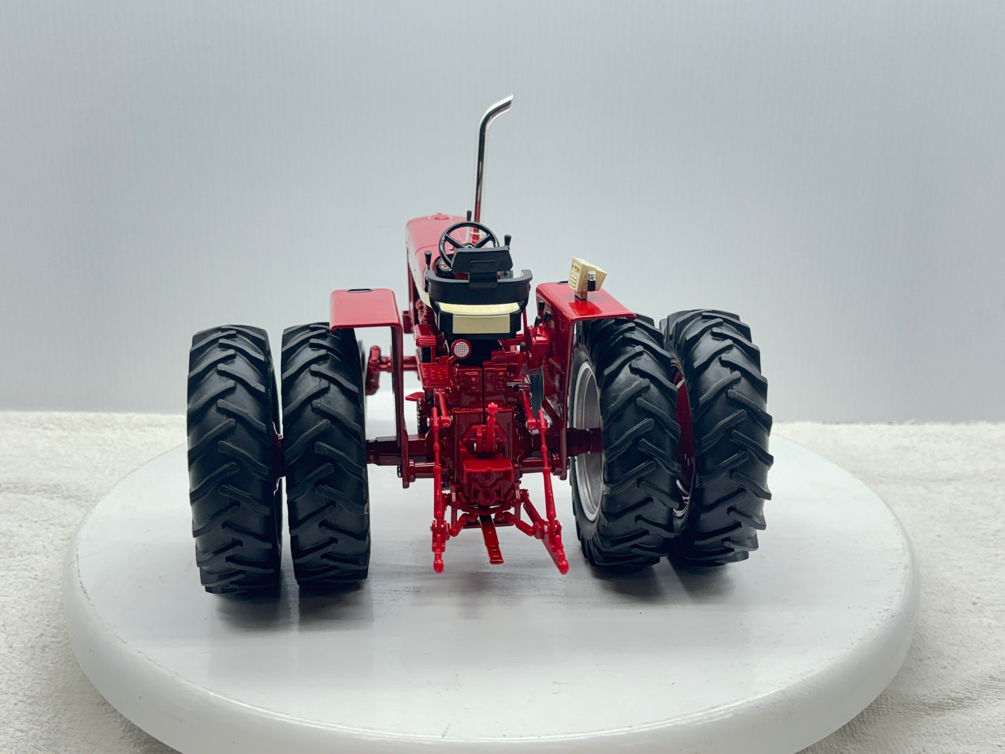1/16 International 856 Power Series