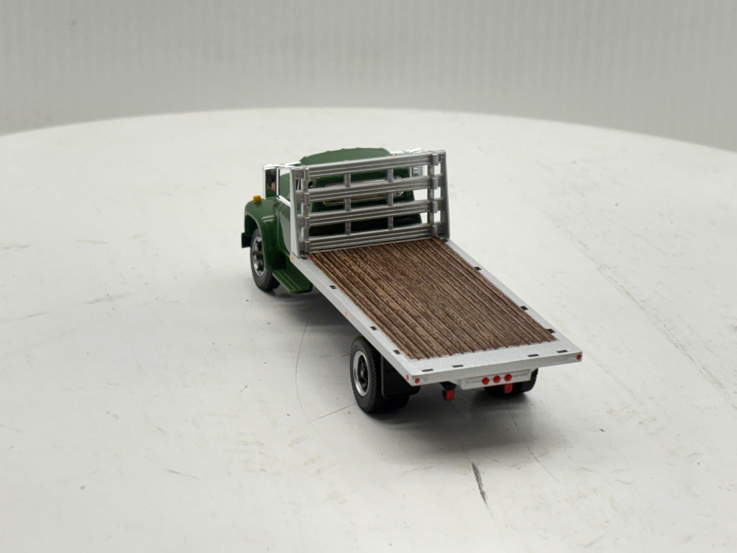1/64 International Loadster Green