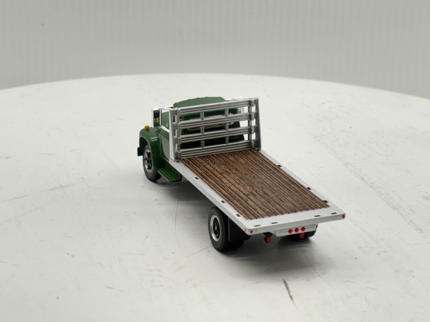 1/64 International Loadster Green