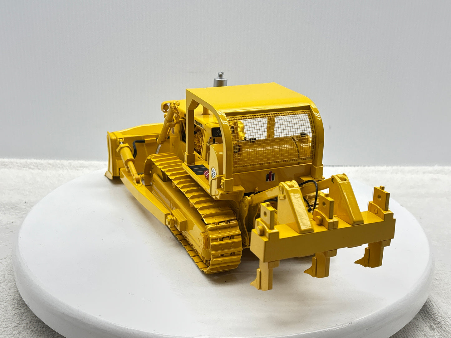1/25 International TD-25