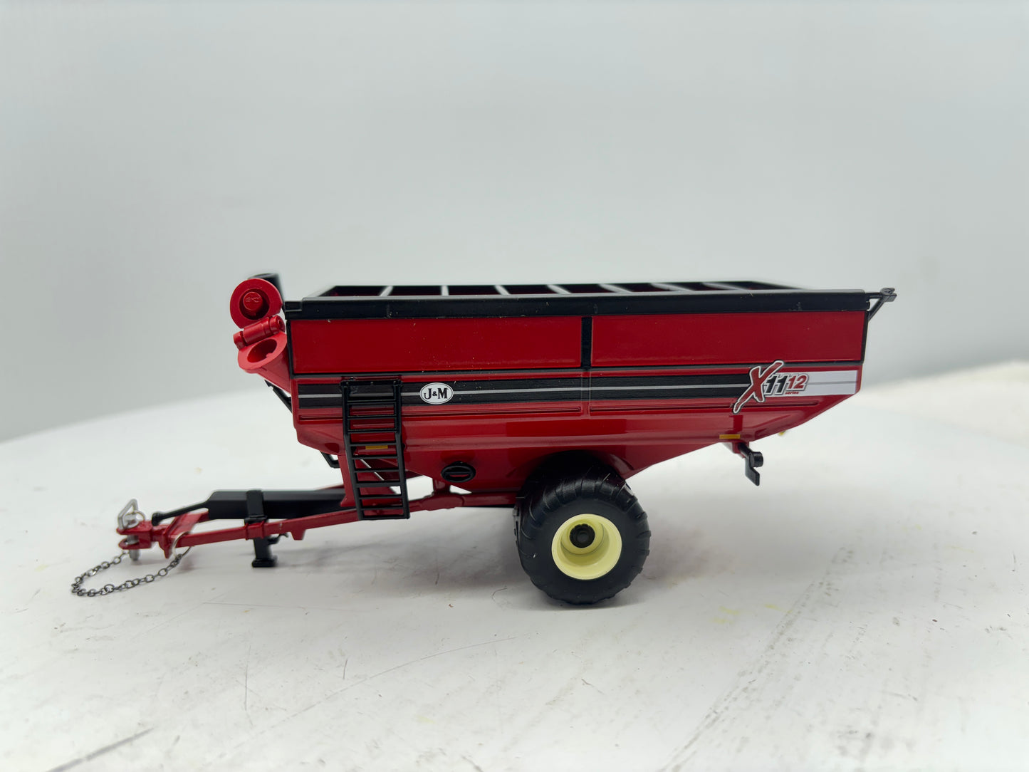 1/64 J&M 1112 X-Tend Flotation Red Singles