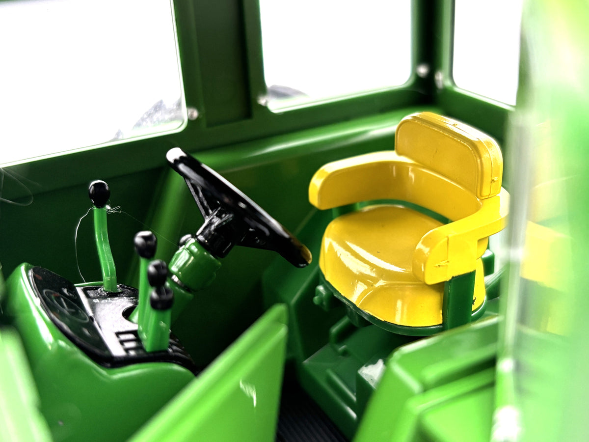 1/16 John Deere 5020 Two Cylinder Club Custom