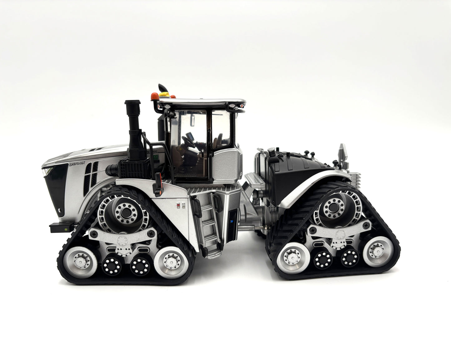 1/32 John Deere 9570RX Silver Farm Show