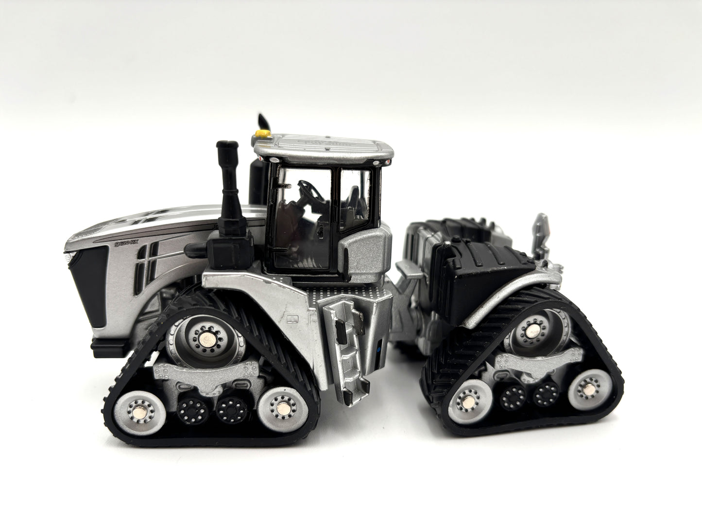 1/64 John Deere 9620RX Farm Show Edition