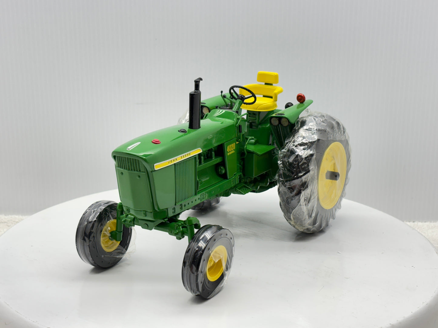 1/16 John Deere 4020 Precision