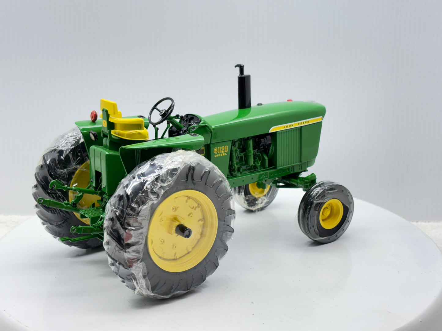 1/16 John Deere 4020 Precision