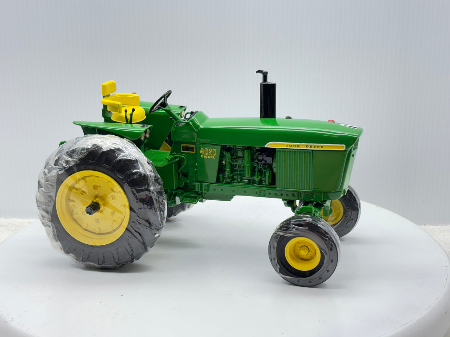 1/16 John Deere 4020 Precision