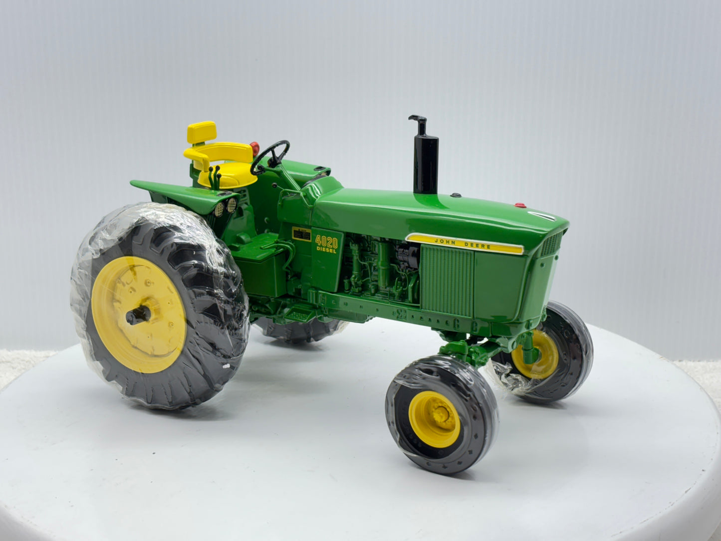1/16 John Deere 4020 Precision