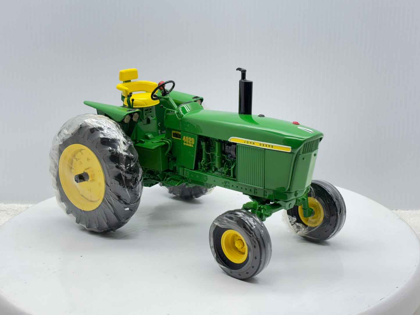 1/16 John Deere 4020 Precision