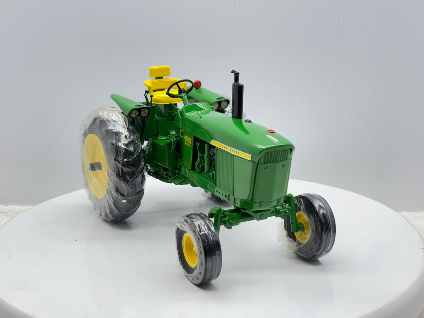 1/16 John Deere 4020 Precision